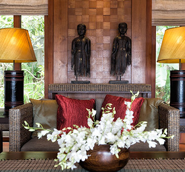 Baan Surin Sawan - Living room sofa